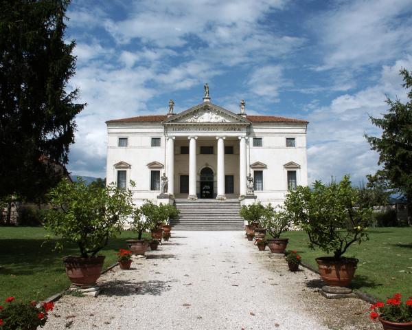 VILLA CAPRA BASSANI